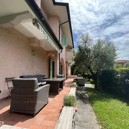Great Private For Family Holidays And Cultural Outings Near Dei Marmi Recommended Villa